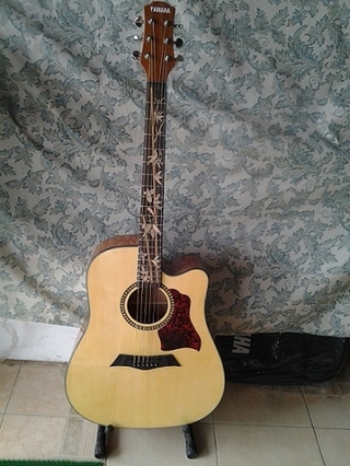 Đàn Guitar Acoustic Yamaha FX150